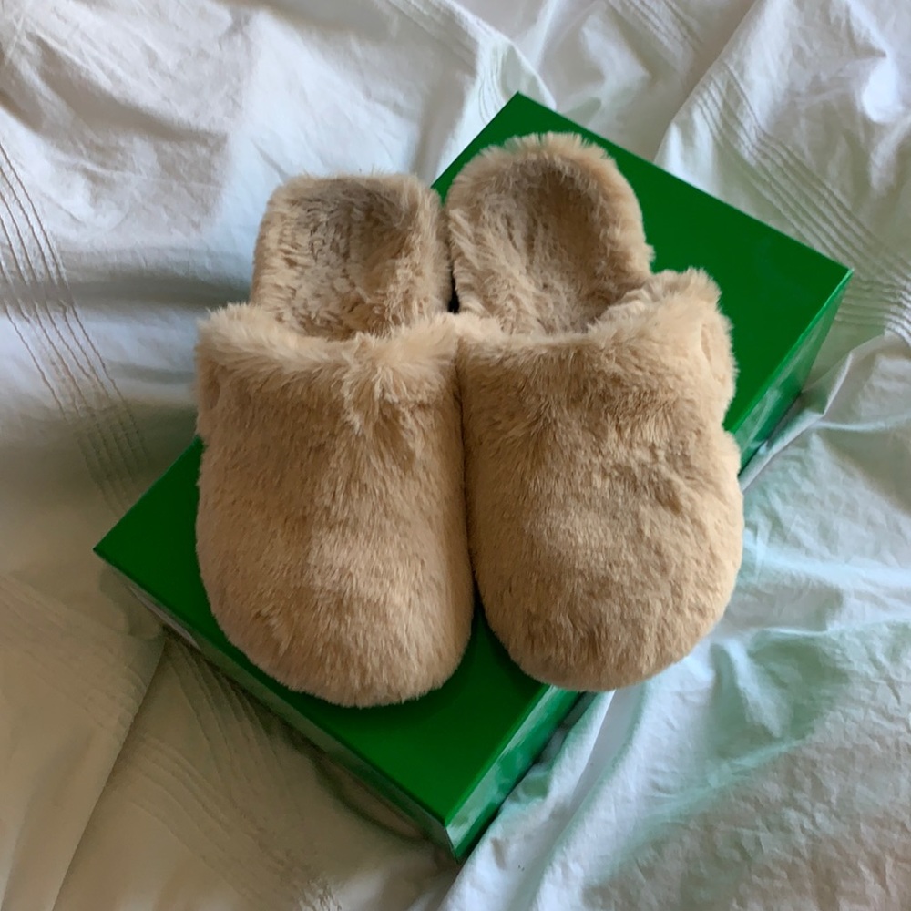 Fuzzy Clogs